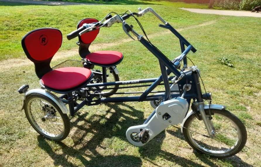 vanRaam side-by-side tandem